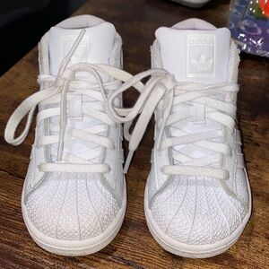 Adidas hightop pro model size 7K  toddler boys